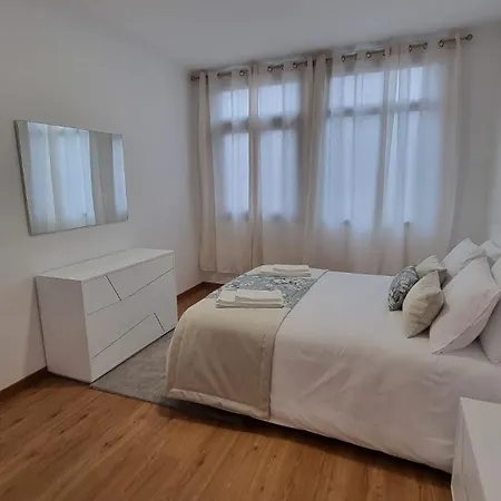 Apartamento Por Do Sol I *