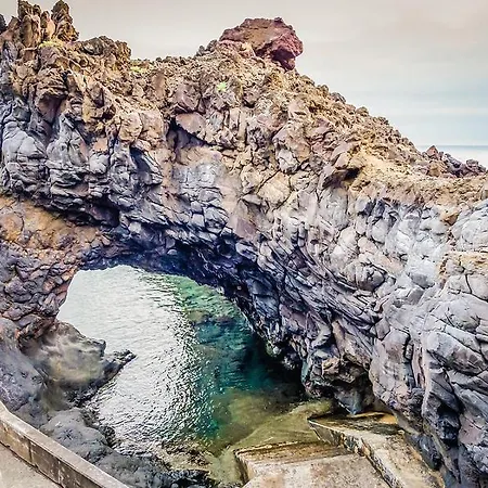 Apartment Por Do Sol I *